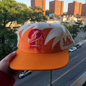 Vtg 90s Tampa Bay Bucs Logo Athletic Sharktooth